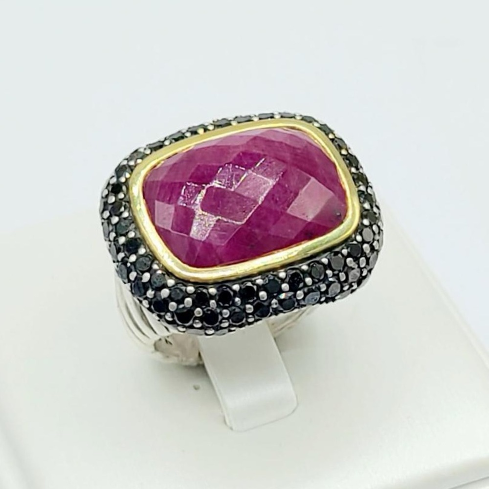David Yurman Waverly Ring With Ruby Black Diamonds And Gold - Picture 2 of 16